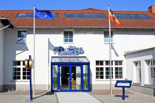 Hotel Am Wariner See Exterior photo